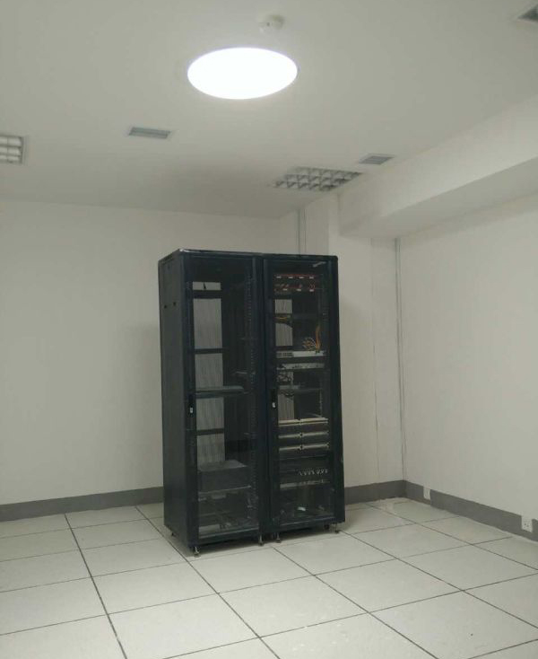 光導(dǎo)管照明辦公室應(yīng)用 光導(dǎo)管照明辦公室應(yīng)用