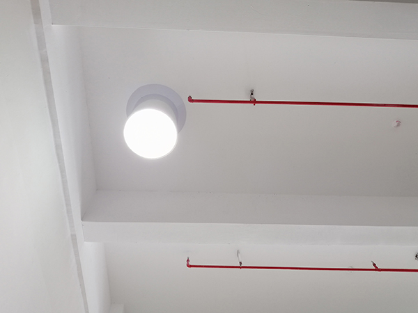 無(wú)電照明6 無(wú)電照明6